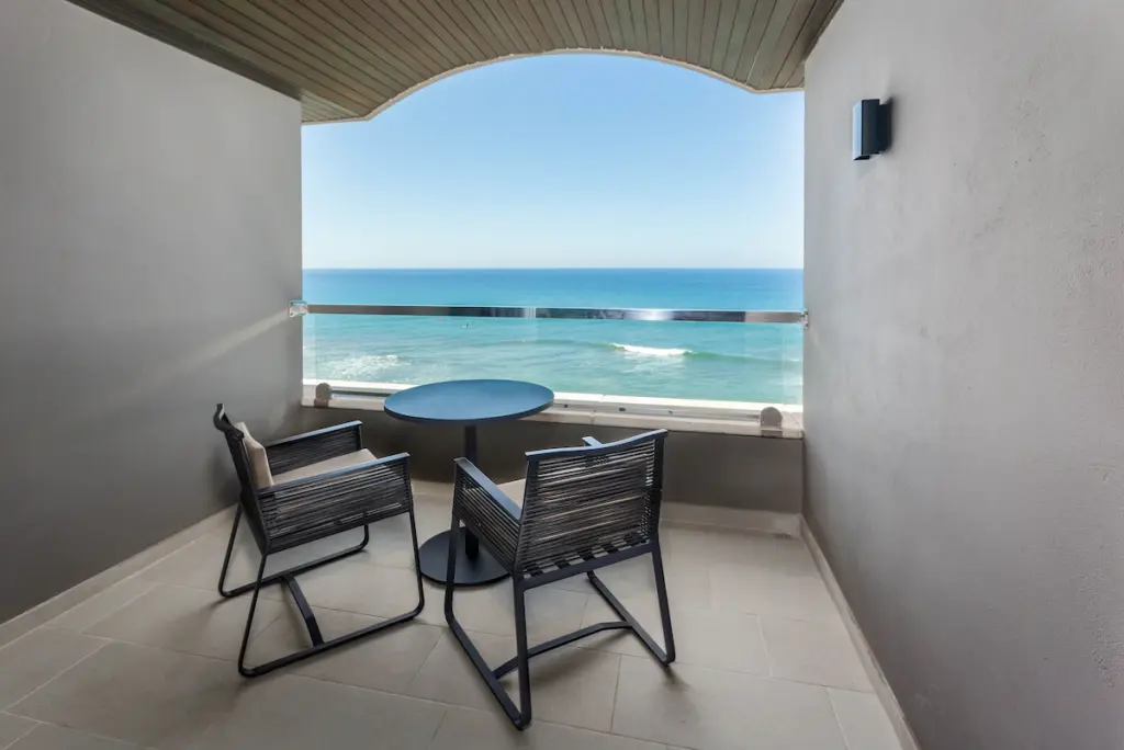 vista do quarto do hotel faro